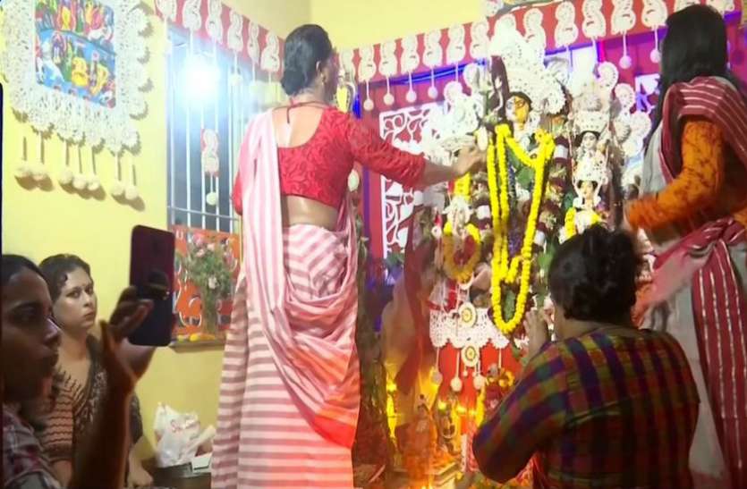puja_pandal.jpg Happy Durga Puja 2019: घर बैठे देखें देश के खूबसूरत दुर्गा पूजा पंडाल