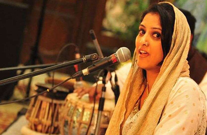 smita bellur Musical concern: कबीर और गांधीजी के भजनों में डूबे सुनने वाले