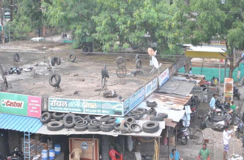 डेंगू, चिकनगुनिया वार्ड में सामान्य मरीज को लगा देते हैं ड्रिप, संक्रमण का खतरा डेंगू, चिकनगुनिया वार्ड में सामान्य मरीज को लगा देते हैं ड्रिप, संक्रमण का खतरा