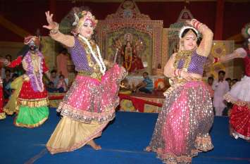 jhunjhunu news दुर्गा पूजा महोत्सव में नृत्य नाटिका ने मोहा मन