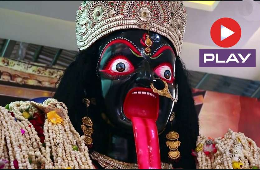 mahakali.jpg famous dussehra 2019 video: दुनिया में कहीं नहीं देखा होगा ऐसा जगराता, दस दिनों तक लगातार होते हैं महारानियों के दर्शन- देखें ये वीडियो