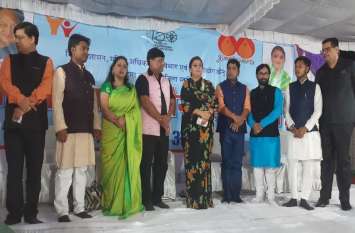 Well appreciated poetic works in dausa काव्य रचनाओं को खूब सराहा