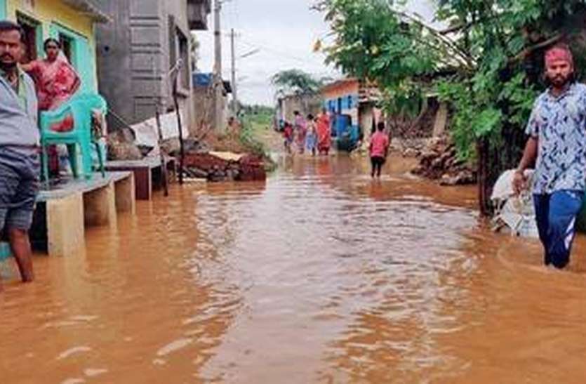 भारी बारिश से फसल खराब भारी बारिश से फसल खराब