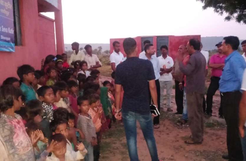 गांव गोद लेकर पुलिस मिटाएगी कुपोषण का कलंक गांव गोद लेकर पुलिस मिटाएगी कुपोषण का कलंक