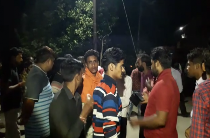 ac.png VIDEO: कुछ दिनोें बाद ही होने थी युवक की शादी, उससे पहले हुआ बड़ा हादसा, युवक समेत 2 की मौत