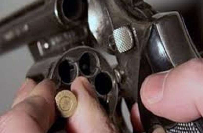 arms_license.jpg Ghaziabad: ऐसा काम करने वालों का शस्त्र लाइसेंस होगा कैंसल
