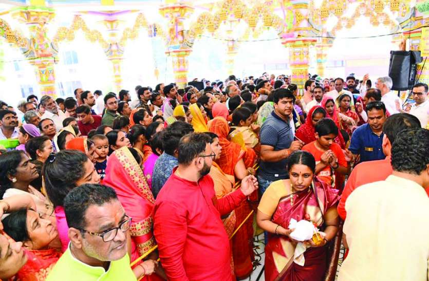 ध्वजारोहण के साथ उत्सव संपन्न ध्वजारोहण के साथ उत्सव संपन्न