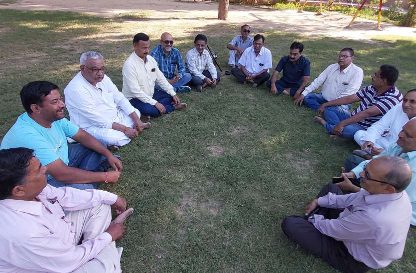 changemaker ward swaraj meeting in ward no. 34 and 64 bikaner वार्डवासी बोले, उसको ही चुनेंगे जो जनता के बीच रहेगा
