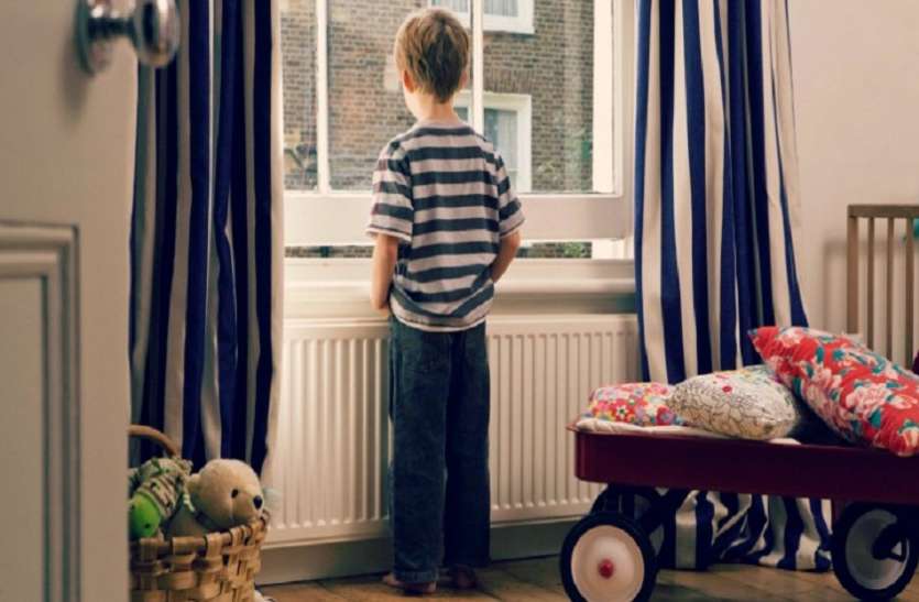 childleftalone.jpg ज़्यादा समय तक बच्चों को घर के अंदर रखना गलत! 2.2 अरब लोग दृष्टि संबंधी समस्याओं से हैं ग्रसित