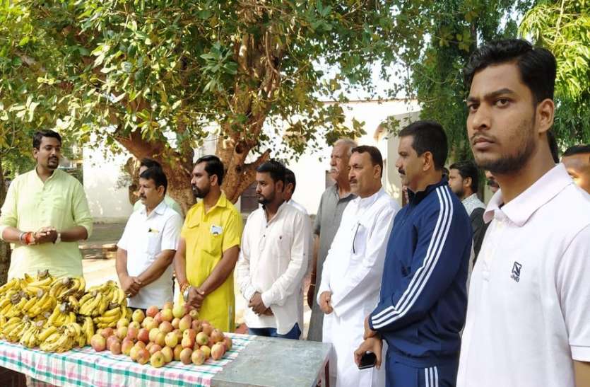 भोपाल पहुंची शिकायत तो खानापूर्ति के लिए हुए शहर कांग्रेस के कार्यक्रम भोपाल पहुंची शिकायत तो खानापूर्ति के लिए हुए शहर कांग्रेस के कार्यक्रम