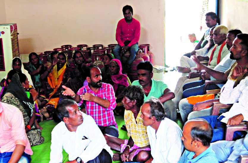 Sarpanch-Secretary digs ODF amount by imposing fake bill सरपंच-सचिव ने फर्जी बिल लगाकर ओडीएफ की राशि हजम