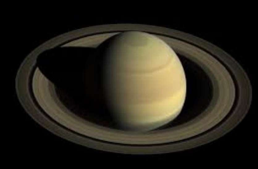 saturn शनि ग्रह के चारों ओर मंडरा रहे 82 चांद, बृहस्पति के पास 79 चांद मौजूद हैं