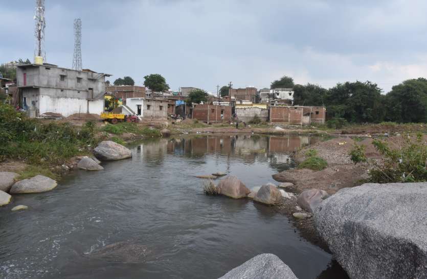 अनदेखी: फैलता गया बोदरी का अतिक्रमण,ये गाइडलाइन जरूरी अनदेखी: फैलता गया बोदरी का अतिक्रमण,ये गाइडलाइन जरूरी