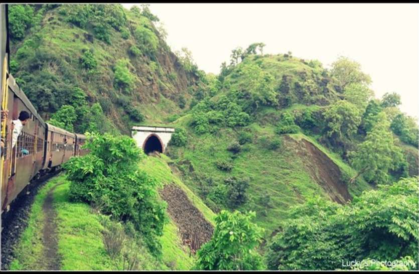 Heritage Track : अपने शहर से बुक कर सकेंगे इस विशेष ट्रेन के टिकट Heritage Track : अपने शहर से बुक कर सकेंगे इस विशेष ट्रेन के टिकट