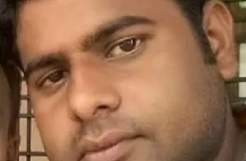 पुष्पेंद्र यादव एनकाउंटर मामले में सियासत तेज, परिवार से मुलाकात करने पहुंचेंग अखिलेश, डीएम ने दिये मजिस्ट्रियल जांच के आदेश पुष्पेंद्र यादव एनकाउंटर मामले में सियासत तेज, परिवार से मुलाकात करने पहुंचेंग अखिलेश, डीएम ने दिये मजिस्ट्रियल जांच के आदेश