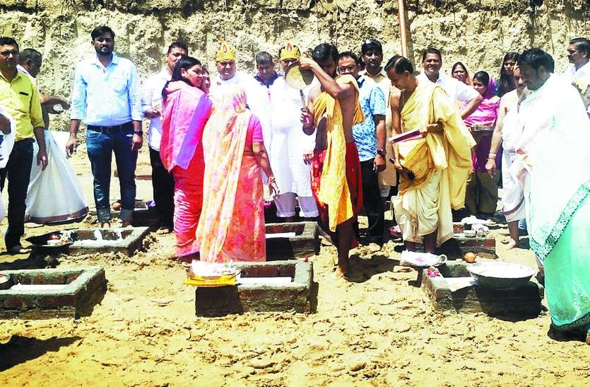 मंदिरों का शिलान्यास मंदिरों का शिलान्यास
