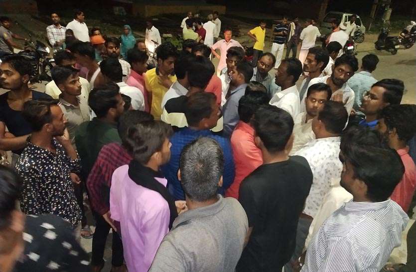 तीन अलग-अलग सडक़ दुर्घटनाओं में एक की मौत, तीन जने हुए घायल तीन अलग-अलग सडक़ दुर्घटनाओं में एक की मौत, तीन जने हुए घायल