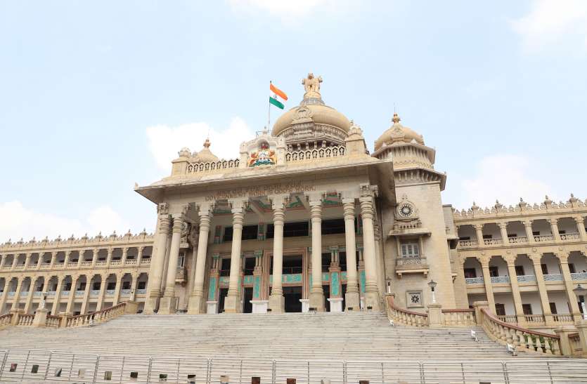vidhan_soudha_print_patrika_07.jpg अब इस राज्य में टीवी चैनल नहीं कर पाएंगे सदन की कार्यवाही का सीधा प्रसारण