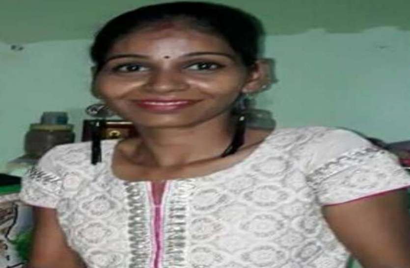 woman-murder.jpg दुबई से लौटे पति ने रात में पत्नी का किया ऐसा हाल कि सुबह बच्चों की निकल गई चीख