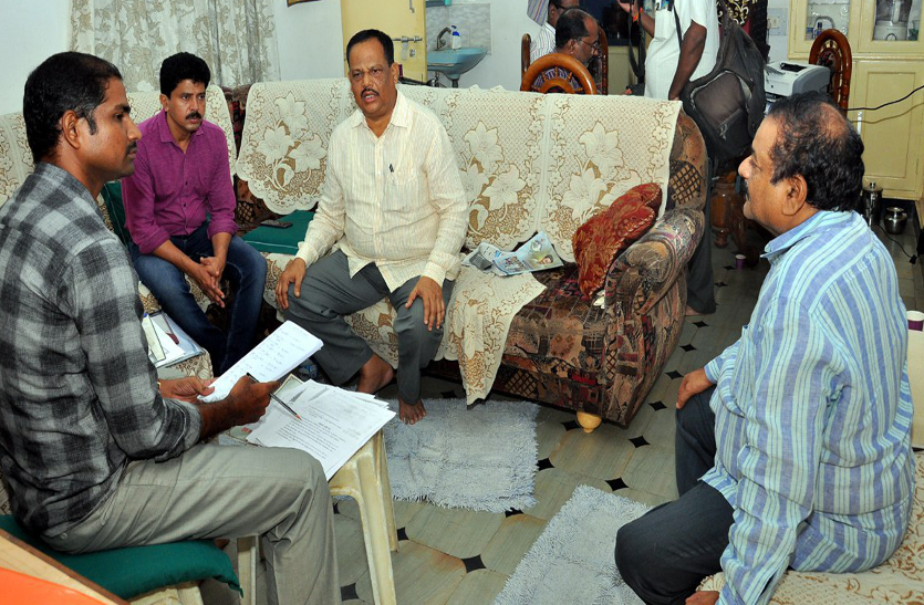 Anti Corruption Bureau,ACB,Telugu Ganga Project,M Lakshmi Narasimha,Telugu Ganga Project Special Deputy Collector तेलुगु गंगा प्रोजेक्ट के स्पेशल डिप्टी कलेक्टर के घर ACB का छापा, 20 करोड़ से अधिक की संपत्ति जब्त