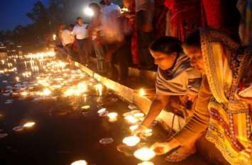 kartik purnima 2019 date 14 october hindu calendar 2019 सोमवार से शुरु हो रहा कार्तिक मास, दान-पुण्य, स्नान और दीपदान विशेष फलदायी