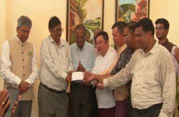 Love for Gandhiji In Burma बर्मा में गांधी प्रेम, 50 हजार डाक टिकट हाथों-हाथ बिके