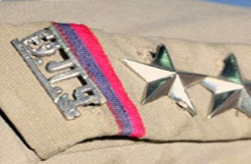 छत्तीसगढ़ पुलिस विभाग में हुआ थोक तबादला, 247 सब इंस्पेक्टर हुए इधर से उधर, यहां देखें लिस्ट छत्तीसगढ़ पुलिस विभाग में हुआ थोक तबादला, 257 सब इंस्पेक्टर हुए इधर से उधर, यहां देखें लिस्ट