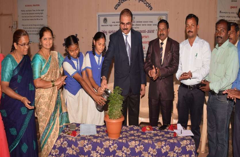 युवा लें दहेज न लेने की शपथ युवा लें दहेज न लेने की शपथ