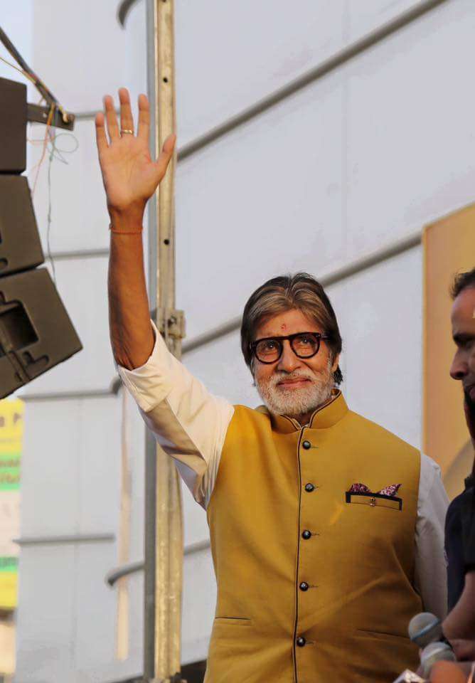 सदी के महानायक अमिताभ बच्चन का बर्थ डे पर उदयपुर में काटा जाएगा 77 फीट लंबा केक
