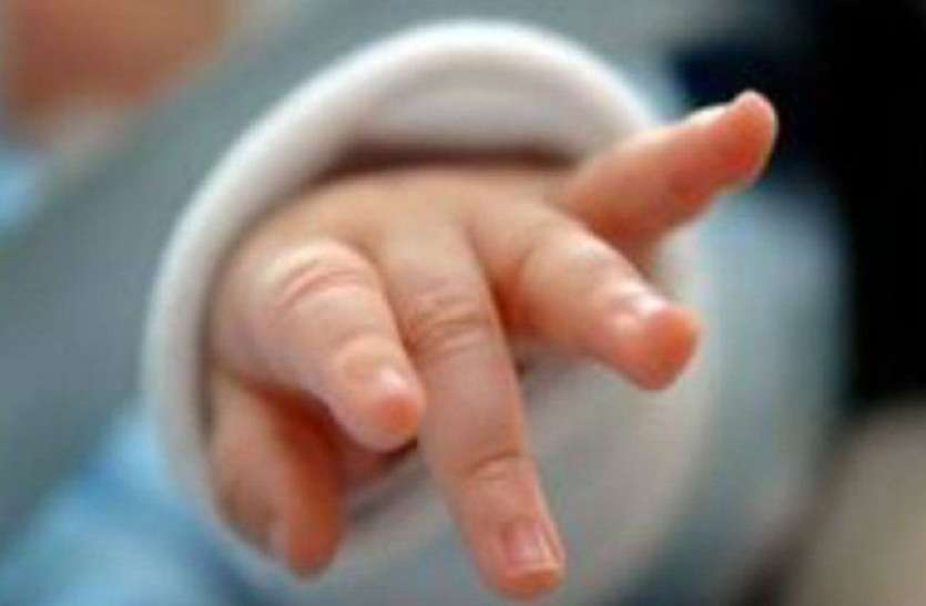 एक साल की बच्ची ने तोड़ा दम, अब तक 5वीं मौत एक साल की बच्ची ने तोड़ा दम, अब तक 5वीं मौत