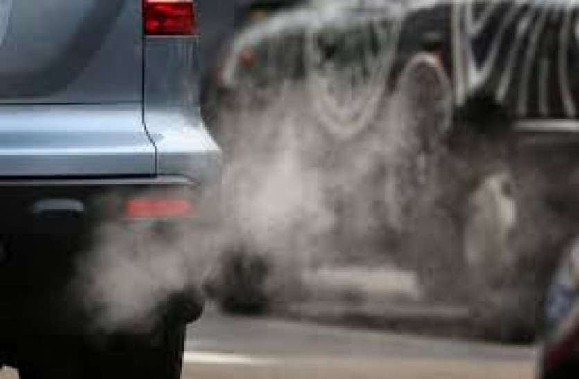diesel_car.jpg नोएडा में 50000 गाड़ियों के रजिस्ट्रेशन रद्द, जानें क्या है पूरा मामला