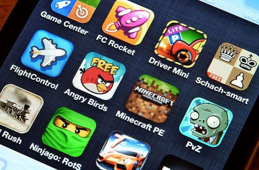 Teenagers left home without completing task in mobile game