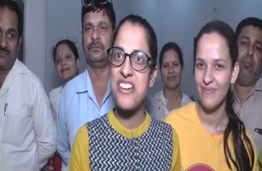 nidhi-dodwal.jpg UPPSC Result 2017: टॉपर निधि ने खोला अपनी सफलता का राज, युवाओं को दिए ये टिप्स