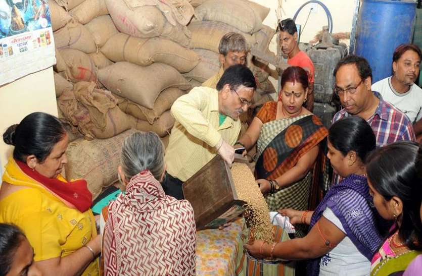 छत्तीसगढ़ में अब चावल महोत्सव मनाएगी सरकार छत्तीसगढ़ में अब चावल महोत्सव मनाएगी सरकार