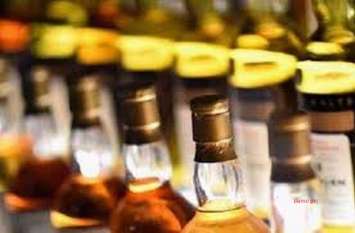 185 curtan liquor seized from mini truck, Dabok Police, Udaipur नाकाबंदी कर मिनी ट्रक को रुकवाया तो मिली 185 कर्टन शराब, चालक गिरफ्तार