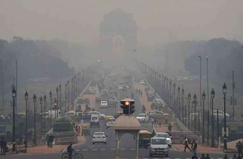 Air pollution in Delhi.jpg दशहरे के बाद से दिल्ली की हवा में घुला जहर, पिछले 3 महीने में सबसे जहरीला था गुरुवार का दिन