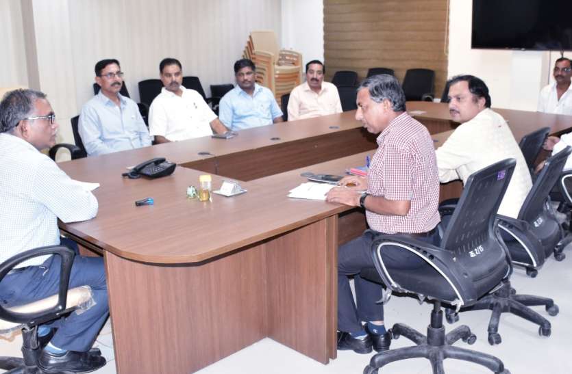 All basic facilities will now be available in the industrial sector औद्योगिक क्षेत्र में अब उपलब्ध होंगी सभी मूलभूत सुविधाएं