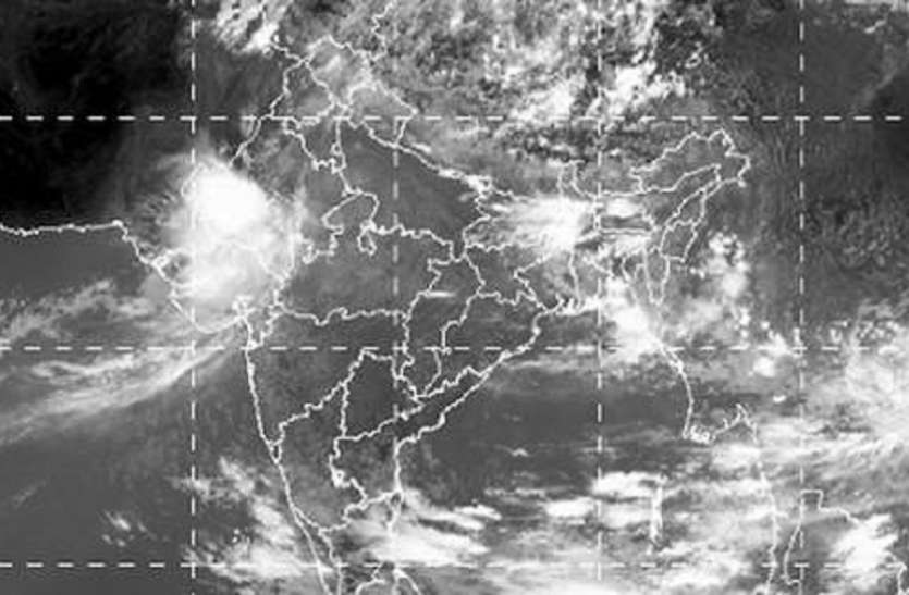 weather updates: देश के इन राज्यों में बारिश के आसार, मौसम विभाग ने जारी की चेतावनी weather updates: देश के इन राज्यों में बारिश के आसार, मौसम विभाग ने जारी की चेतावनी