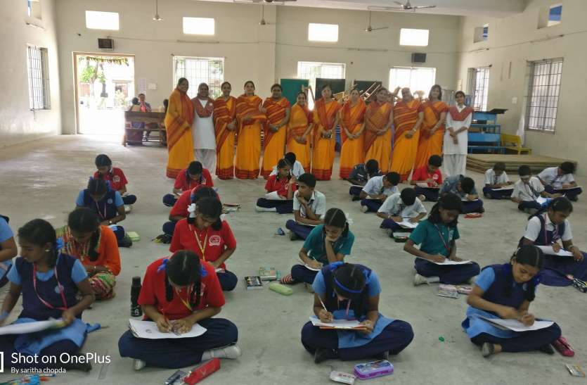 प्लास्टिक मुक्त अभियान के तहत चित्रकला प्रतियोगिता प्लास्टिक मुक्त अभियान के तहत चित्रकला प्रतियोगिता