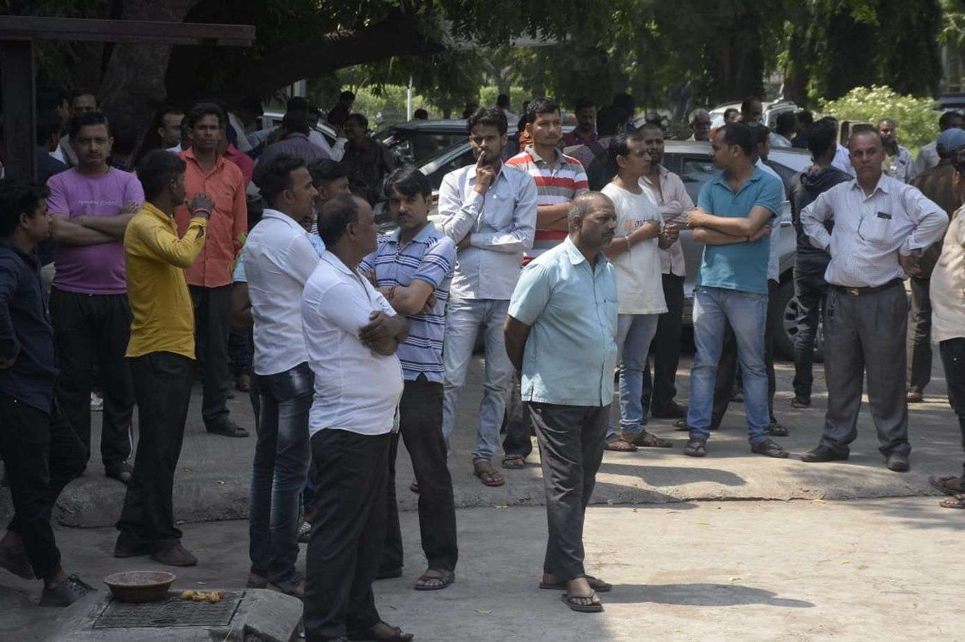 जुड़वा मासूम बच्चों के टीकाकरण के बाद क्या हुआ...?