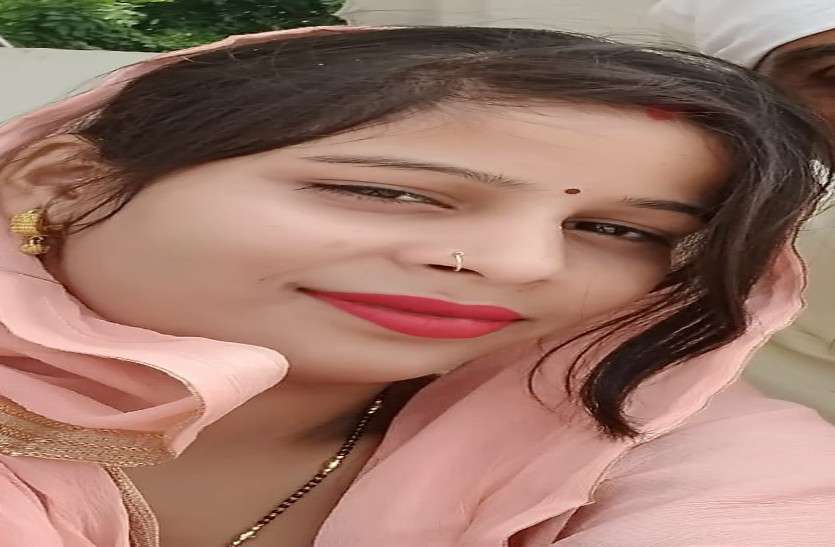 जहरीले पदार्थ के सेवन से महिला की मौत जहरीले पदार्थ के सेवन से महिला की मौत