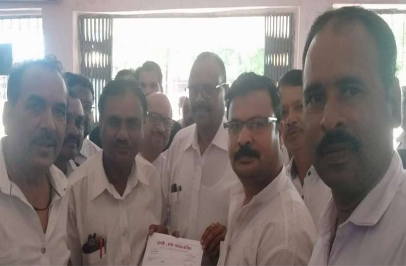 Advocates celebrated the protest day, opposing the incident in Mandsau अधिवक्ताओं ने मनाया प्रतिवाद दिवस, मंदसौर में हुई घटना का विरोध