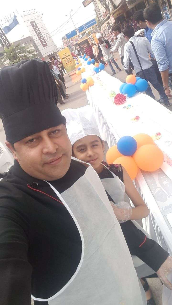 सदी के महानायक अमिताभ बच्चन का बर्थ डे पर उदयपुर में काटा जाएगा 77 फीट लंबा केक