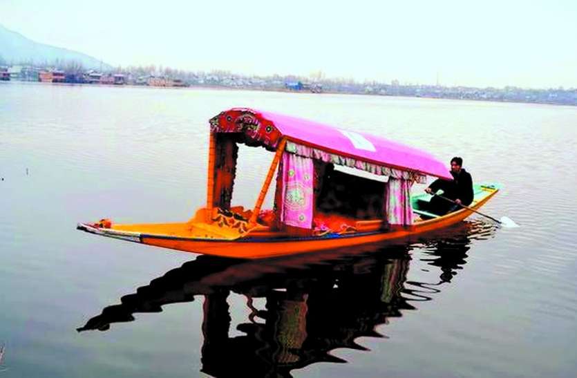 इंदौर के यशवंत सागर में मिलेगा कश्मीर के शिकारे सा आनंद, नए साल से होगी शुरुआत इंदौर के यशवंत सागर में मिलेगा कश्मीर के शिकारे सा आनंद, नए साल से होगी शुरुआत