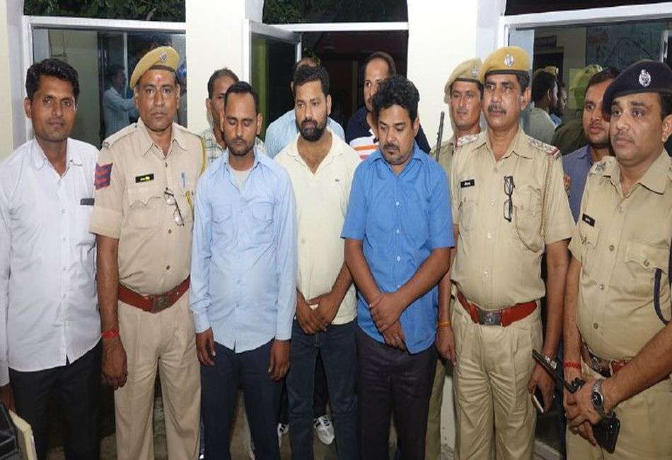 एटीएम का क्लोन बनाकर विदेशियों की राशि पार करने वाला अन्तरराष्ट्रीय गिरोह का पर्दाफाश