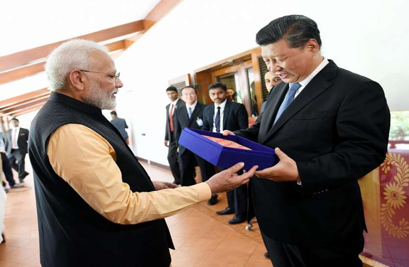 pm-narendra modi Gift Xi Jinping meeting-in-mahabalipuram,pm-narendra modi Gift Xi Jinping meeting-in-mahabalipuram,pm-narendra modi Gift Xi Jinping meeting-in-mahabalipuram,pm-narendra modi Gift Xi Jinping meeting-in-mahabalipuram,pm-narendra modi Gift Xi Jinping meeting-in-mahabalipuram,pm-narendra modi Gift Xi Jinping meeting-in-mahabalipuram,pm-narendra modi Gift Xi Jinping meeting-in-mahabalipuram,pm-narendra modi Gift Xi Jinping meeting-in-mahabalipuram,pm-narendra modi Gift Xi Jinping meeting-in-mahabalipuram तस्वीरों में देखिए पीएम मोदी ने शी जिनपिंग को तोहफे में क्या-क्या दिया