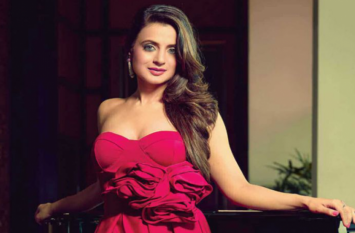 Amisha Patel: Arrest Warrant Issued Against Actress In Fraud Case अभिनेत्री अमीषा पटेल के खिलाफ वारंट जारी, रांची पुलिस मुंबई रवाना, यह है पूरा मामला