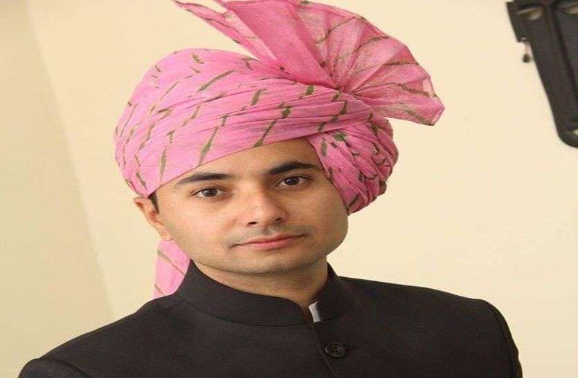 Alwar Collector Indrajeet Singh Success Tips To Youth अलवर जिला कलक्टर ने युवाओं को बताए सफलता के राज, आप भी जानिए