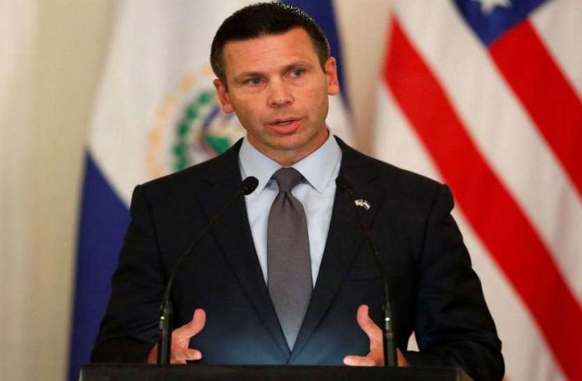 kevin-mcaleenan.jpg अमरीका: कार्यवाहक होमलैंड सिक्योरिटी सेक्रेटरी केविन मैकलेनन ने छोड़ा पद, ट्रंप ने ट्वीट कर की घोषणा