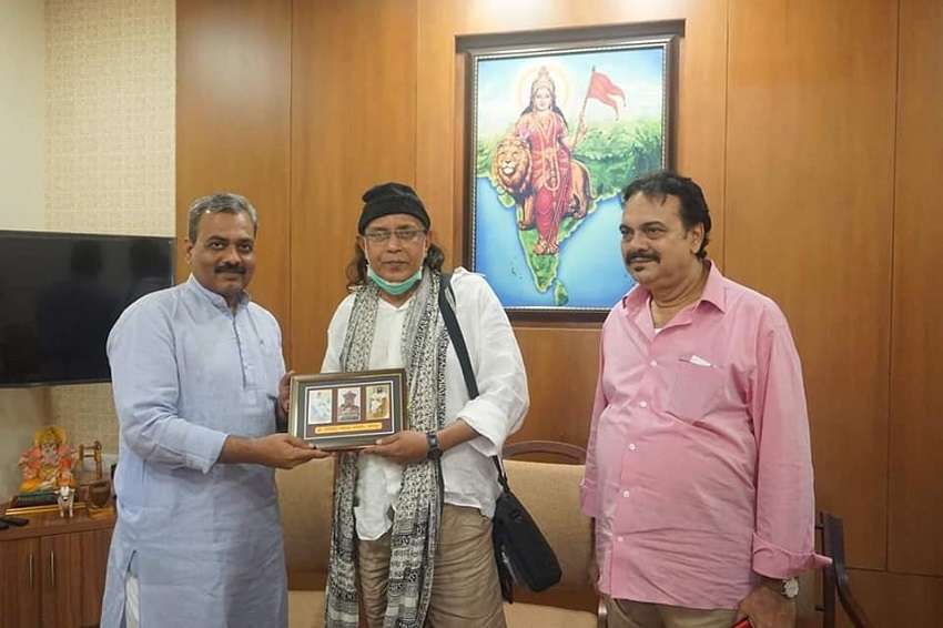 ममता बनर्जी के राज में बंगाल में तीन गुना बढ़ गया राष्ट्रीय स्वयं सेवक संघ